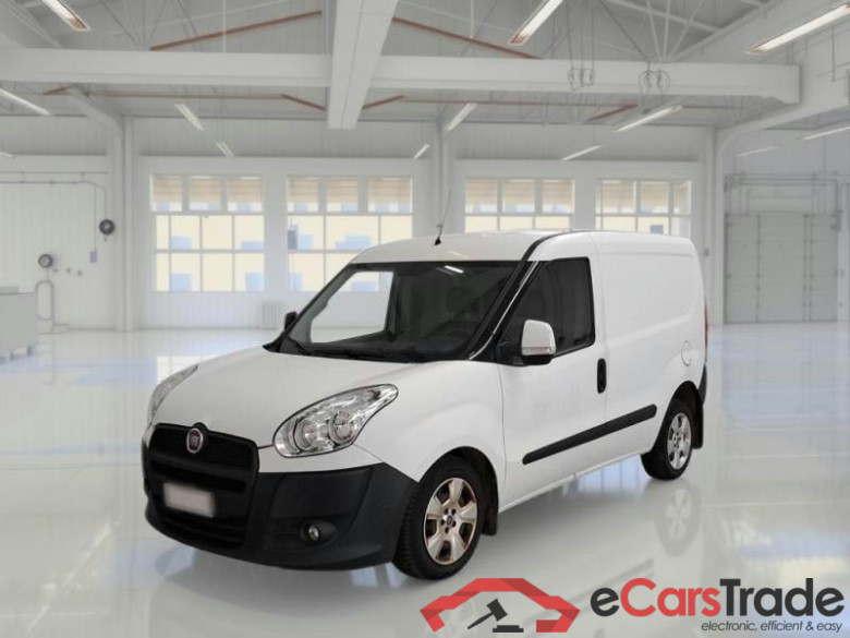 FIAT DOBLO' CARGO 2010 1.6 MULTIJET 16V 105CV SX #1