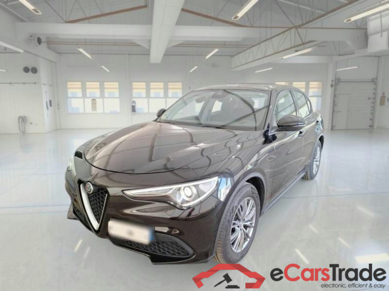 ALFA ROMEO STELVIO / 2017 / 5P / SUV 2.2 TURBO DIESEL 160CV BUSINESS AT8 RWD #1