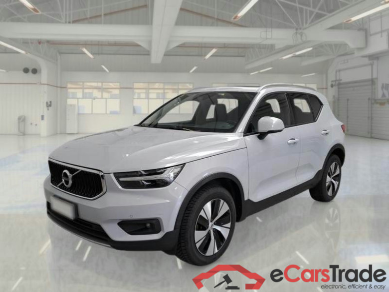 VOLVO XC40 / 2017 / 5P / SUV T3 GEARTRONIC BUSINESS PLUS #1