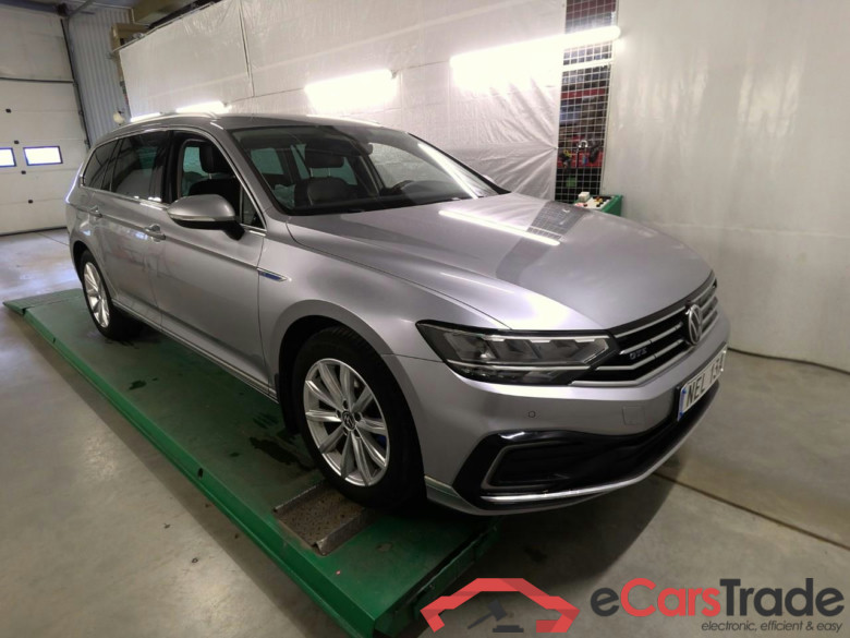 Volkswagen Passat Sp.Combi GTE #2