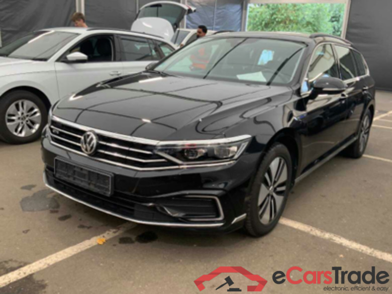 Passat Variant GTE 1.4 TSI 160KW AT6 E6d #1