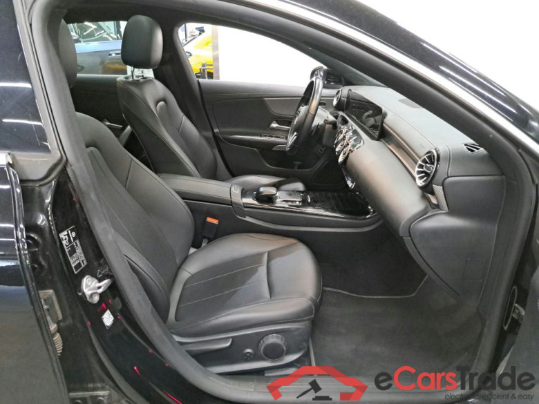 MERCEDES - MER CLA SHOOTING BRAKE 250 e 218PK DCT Premium Plus & Seat Comfort & Trailer Hook & Parking Pack &  Camera  * HYBRID * #3