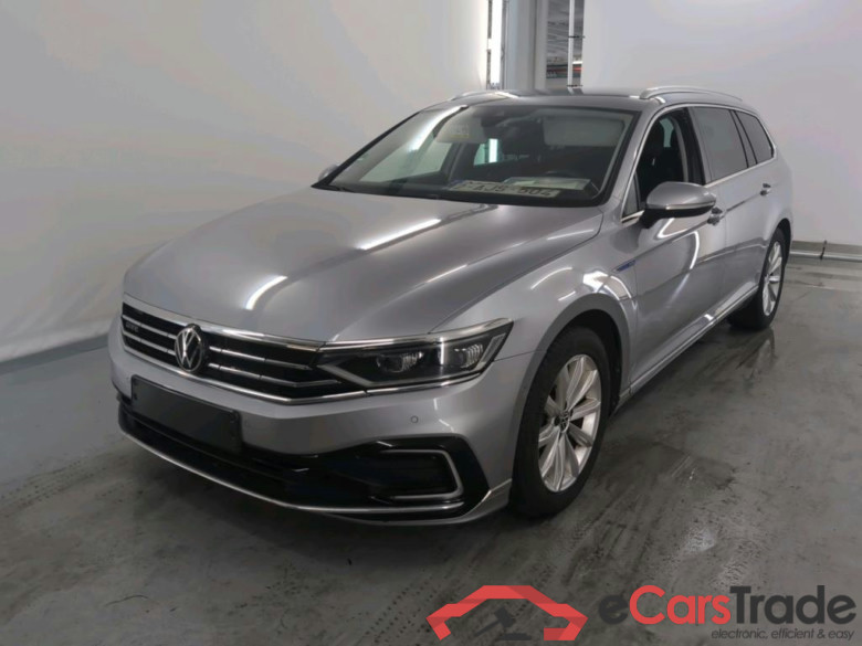 VOLKSWAGEN PASSAT VARIANT 1.4 TSI MSQ VARIANT GTE BUSINESS #1
