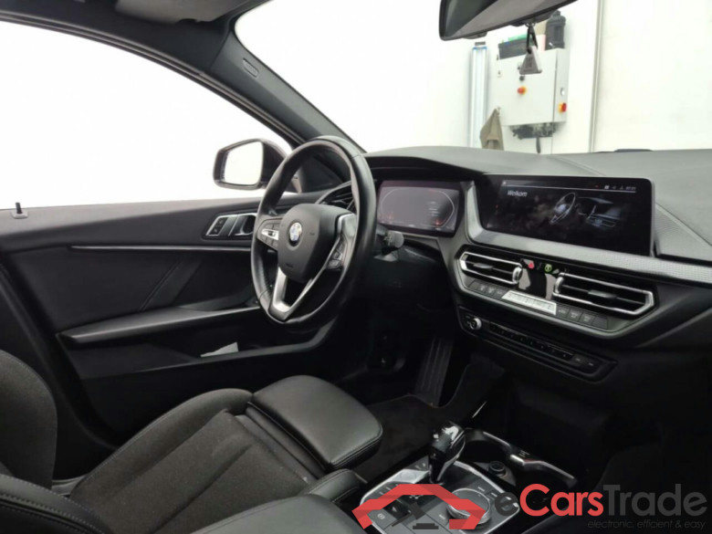 BMW 1-serie 118i Executive Ed. #3