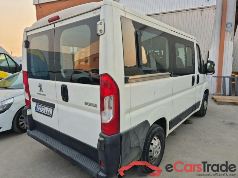 PEUGEOT Boxer / 2014 / 4P / combi Combi 5/9 Pl 330 L1H1 BlueHDi 88KW (120) #2