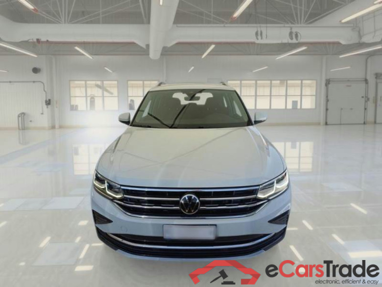VOLKSWAGEN TIGUAN / 2020 / 5P / SUV 2.0 TDI SCR 110KW ELEGANCE DSG #6