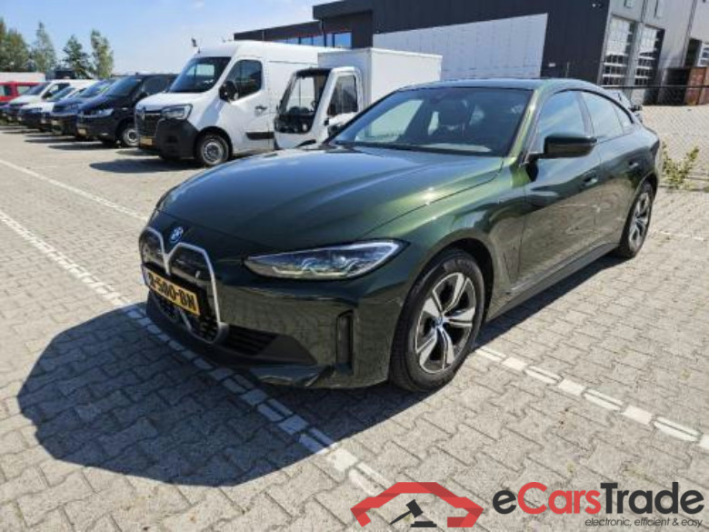 BMW i4 eDrive40 84 kWh