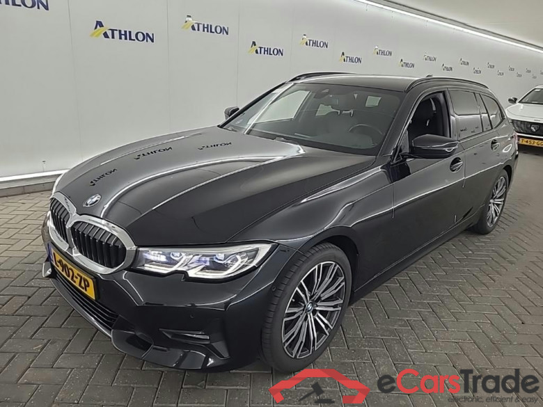 BMW 3-serie Touring 318iA 5D 115kW #1