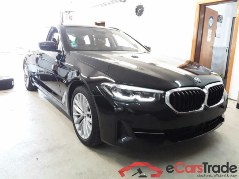 BMW 530e 