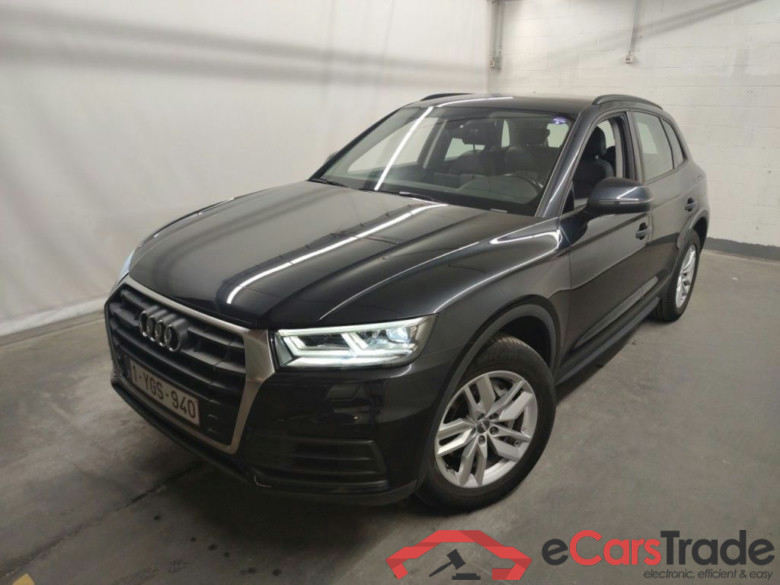 Audi Q5 50 TFSi e S tronic quattro 5d #1