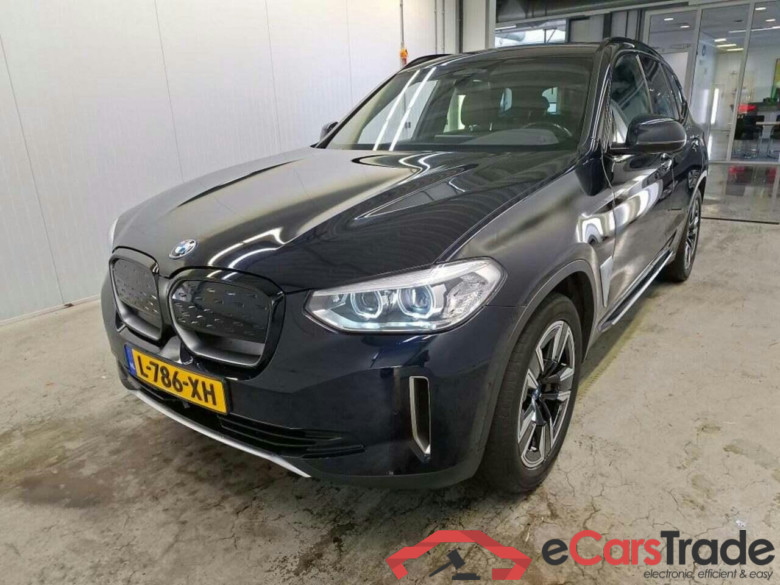 BMW iX3 Executive #1