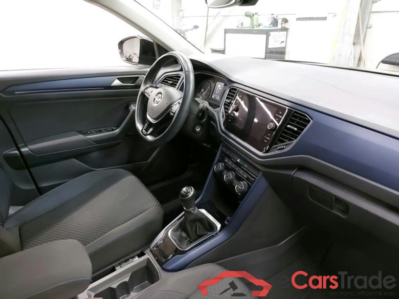 VOLKSWAGEN - VW  T-ROC TSI 150PK United Pack Comfort & Winter & Nav Discover Media & Removable Trailer Hook  * PETROL * #3