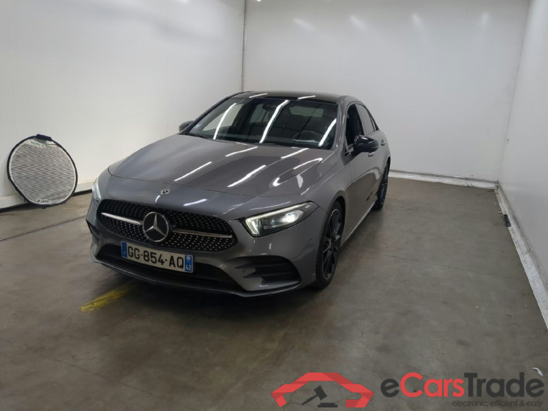 MERCEDES-BENZ Classe A Berline / 2018 / 4P / Berline A 200 AMG Line 7G-DCT