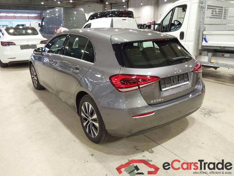MERCEDES-BENZ A-CLASS 1.3 A 250 E DCT BUSINESS SOLUTION #2