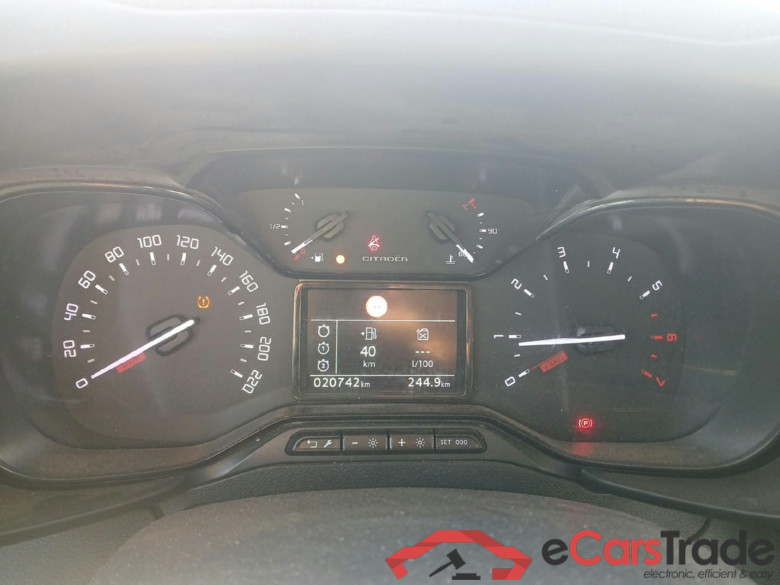 CITROEN Berlingo / 2018 / 4P / combi Talla M BlueHDi 100 LIVE (AC) #4