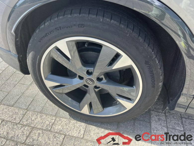 AUDI Q4 e-tron 82 kWh 40 S line #6