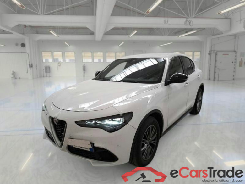 ALFA ROMEO STELVIO / 2017 / 5P / SUV 2.2 TD 160 CV SUPER AT8 RWD #1