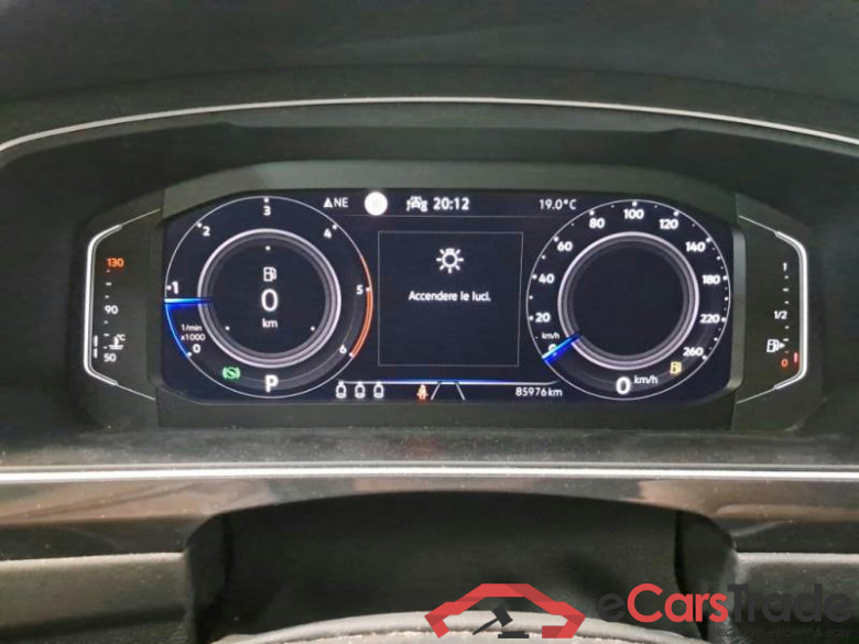 VOLKSWAGEN TIGUAN / 2020 / 5P / SUV 2.0 TDI SCR 110KW ELEGANCE DSG #4