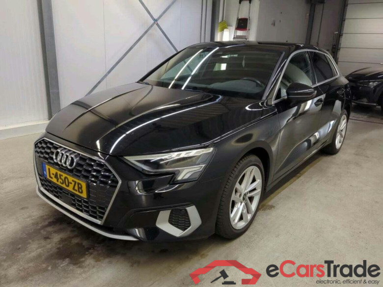 AUDI A3 Sportback 35 TFSI Adv edition #1