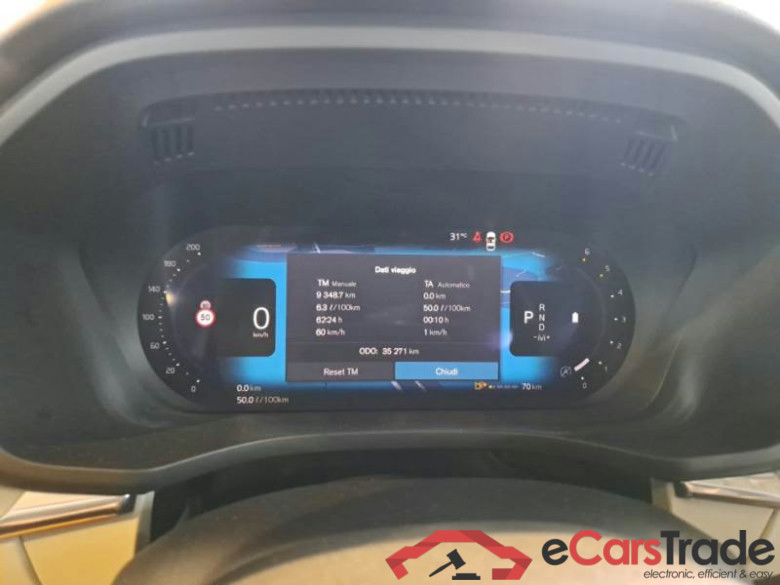 VOLVO XC60 / 2021 / 5P / SUV B4 D automatico Core #4