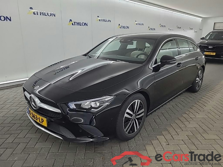 MERCEDES-BENZ CLA Shooting Brake CLA 180 DCT Bus. Solution Luxury 5D 100kW