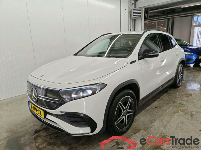 MERCEDES-BENZ EQA 250 AMG Line 67 kWh #1