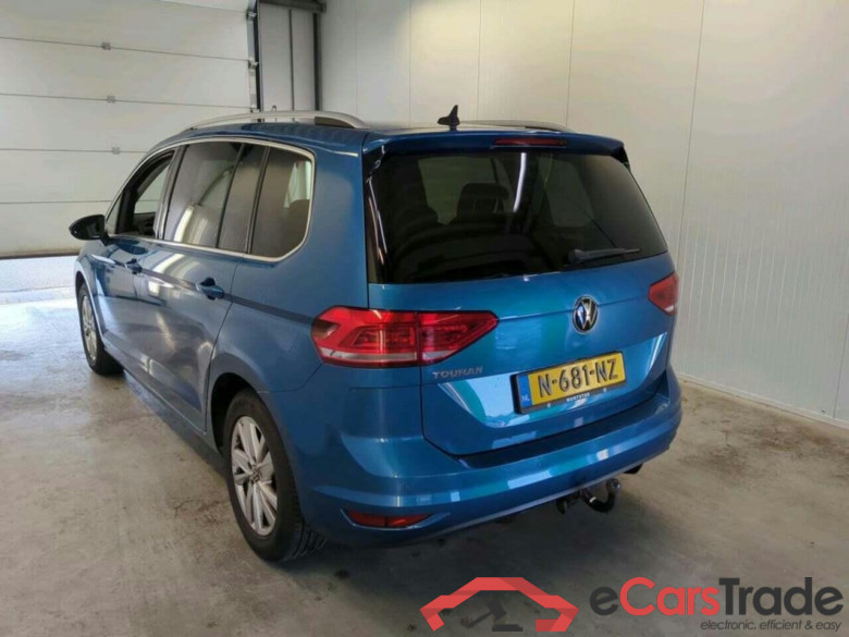 VOLKSWAGEN TOURAN 1.5 TSI Highline 7p #6