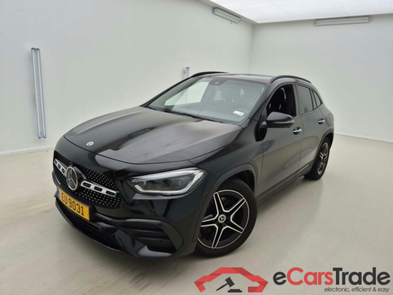 MERCEDES-BENZ GLA 200D AMG-LINE AUT.