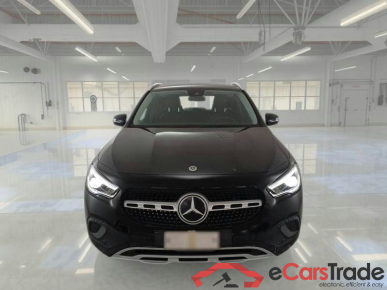 MERCEDES-BENZ GLA / 2020 / 5P / CROSSOVER GLA 180 D AUTOMATIC BUSINESS EXTRA #6