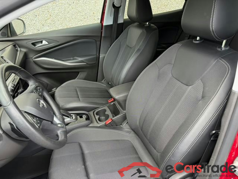 Opel Grandland Elegance 1.6-litre plug-in hybrid petrol 224 hp #6