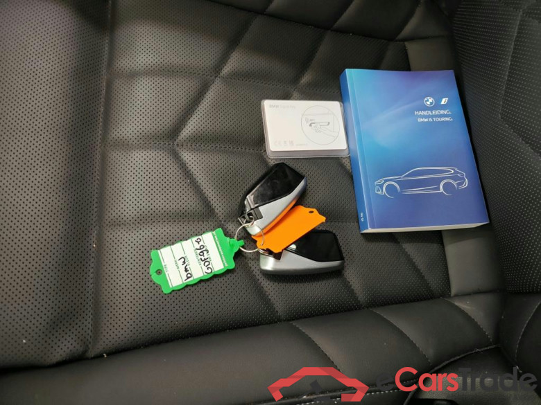BMW i5 Touring eDrive40 M Sport Edition 5d #4