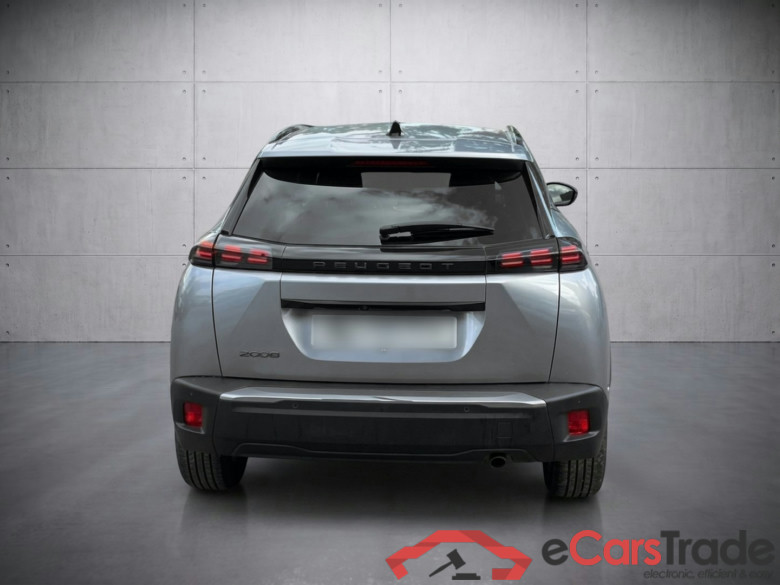 Peugeot 2008 Allure 1.2 100 #6