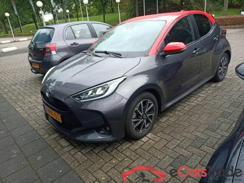 TOYOTA YARIS 1.5 Hybrid Tokyo Spirit