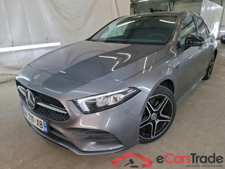 MERCEDES-BENZ Classe A Compact / 2018 / 5P / Berline A 250 e AMG Line 8G-DCT