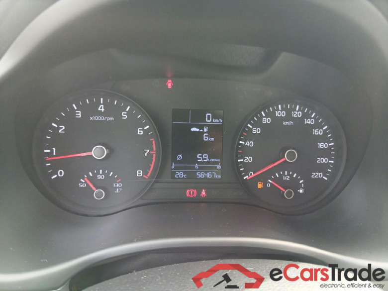 KIA Stonic / 2017 / 5P / todoterreno 1.2 DPi 62kW (84CV) Concept Plus(SL)(SP) #4
