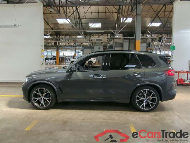 BMW X5 / 2018 / 5P / SUV xDrive45e 394ch M Sport BVA8 Hybride #6