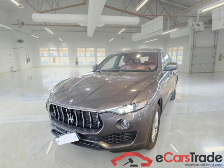 MASERATI LEVANTE / 2016 / 5P / SUV 3.0 V6 350CV Q4 AUTO