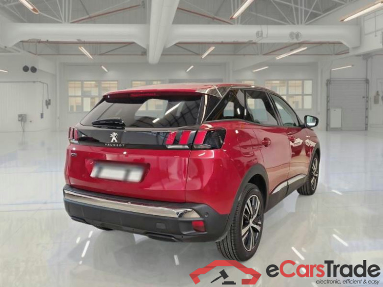 PEUGEOT 3008 / 2016 / 5P / SUV BLUEHDI 130 EAT8 SeS ALLURE #2