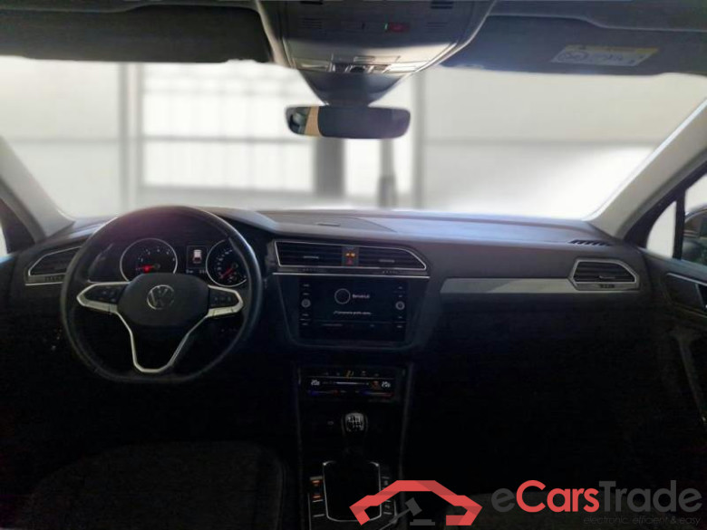 VOLKSWAGEN TIGUAN / 2020 / 5P / SUV 1.5 TSI ACT 96KW LIFE #3