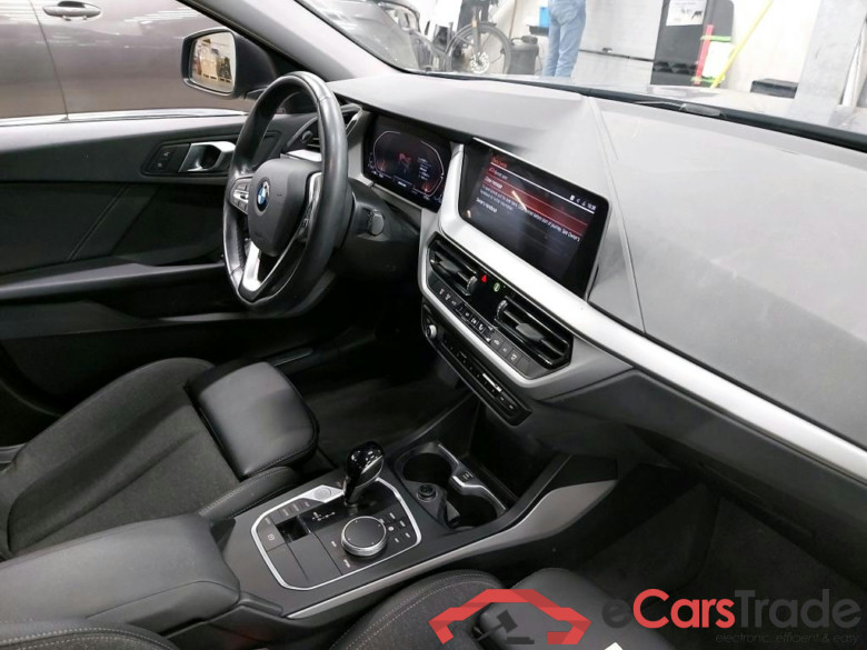 BMW - BMW 1 HATCH 118iA 136PK Business Edition * PETROL * #3