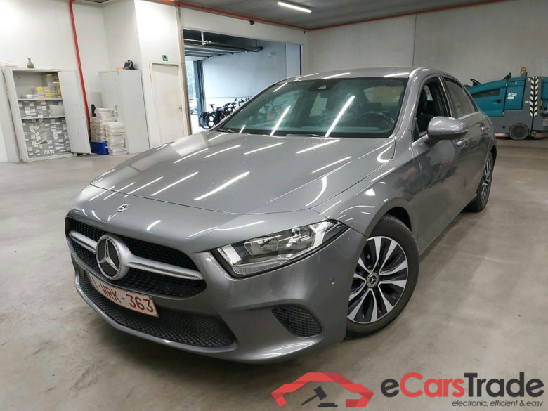 MERCEDES - MER A BERLINE  A 180 d 116PK DCT Business Solution
