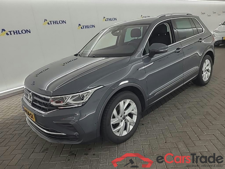 VOLKSWAGEN Tiguan 1.5 TSI 96kW Life Business 5D
