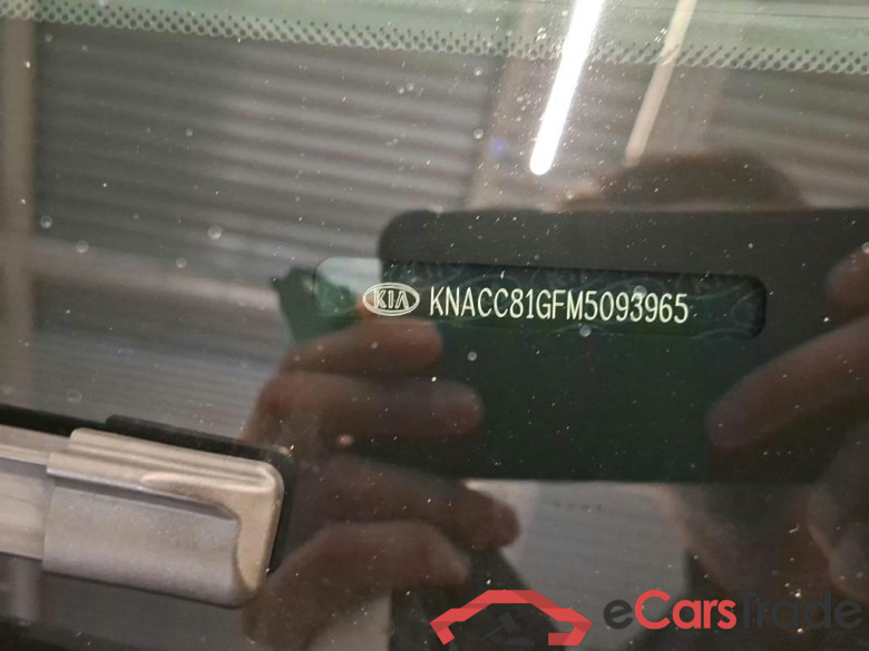 Kia e-Niro 64kWh DynamicPlusLine 5d #6