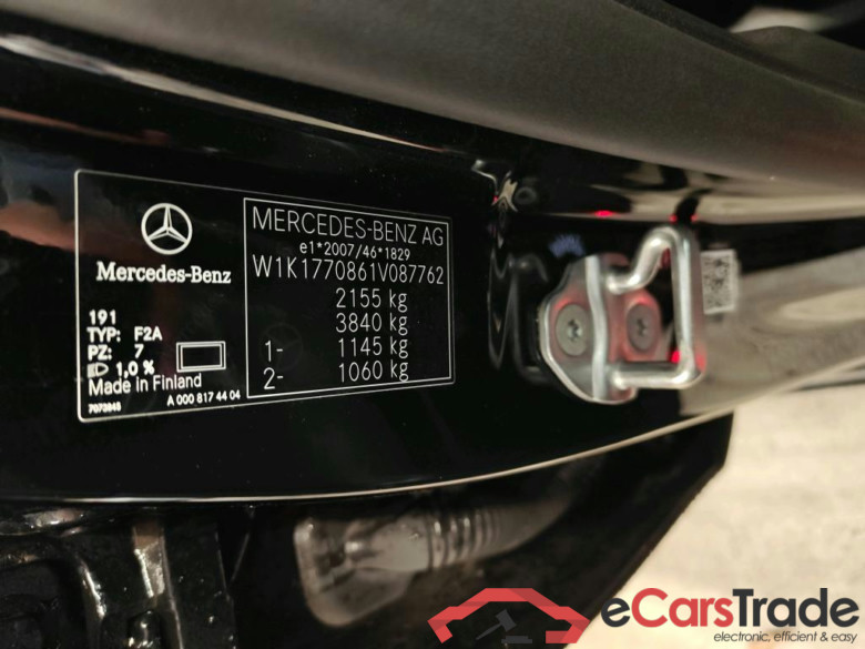 Mercedes-Benz A-Klasse A 250 e 8G-DCT Business Sol AMG Limited 5d #6