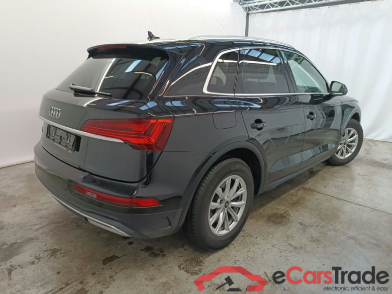 Audi Q5 Business Edition 30 TDI S tronic 5d #2