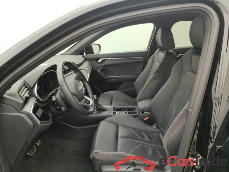 Audi Q3 Sportback 45 TFSI e S tronic S Line 5d #3
