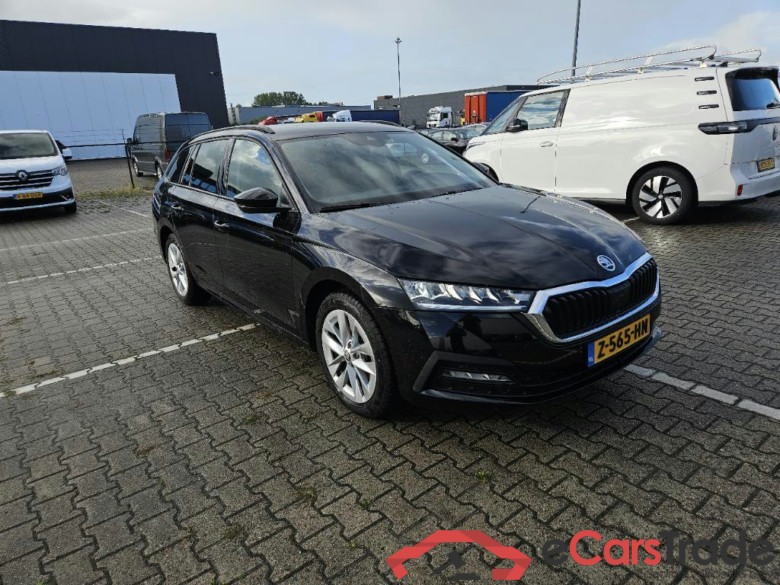 SKODA Octavia Combi 81 kW #4