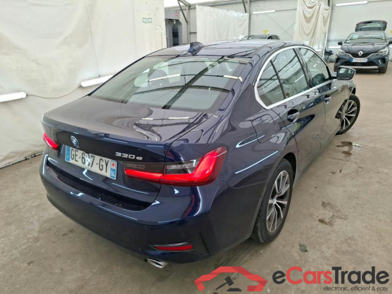 BMW Série 3 Berline / 2018 / 4P / Berline 330e 292ch Business Design BVA8 Hybride #6