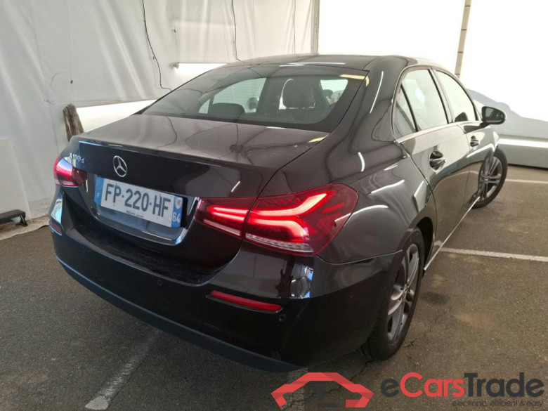 MERCEDES-BENZ Classe A Berline / 2018 / 4P / Berline A 180 d Business Line 7G-DCT #3
