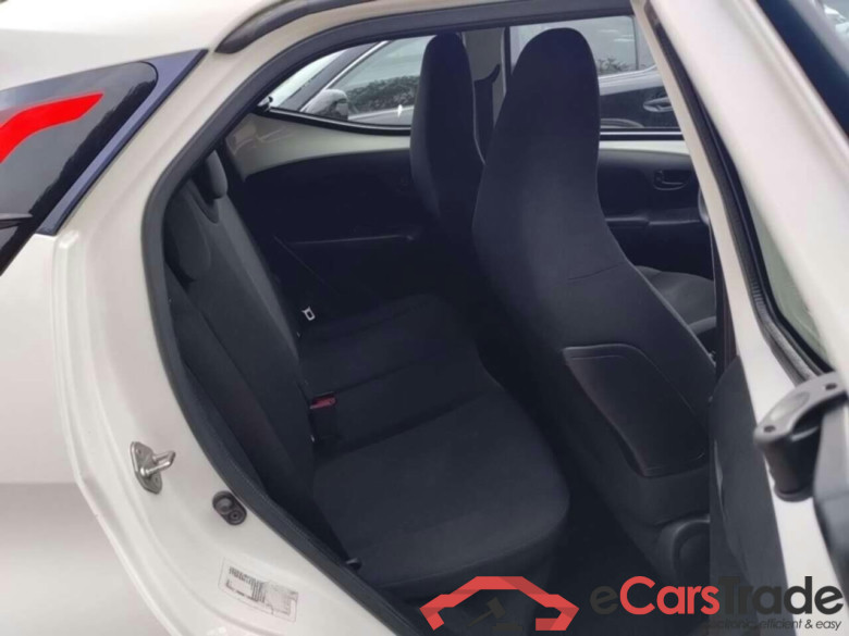 TOYOTA Aygo 1.0 VVT-i x-fun #5